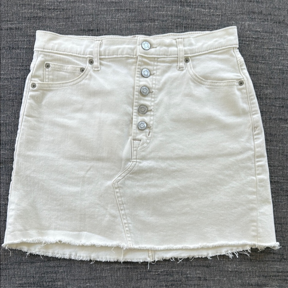 GAP White Button-Up Denim Skirt